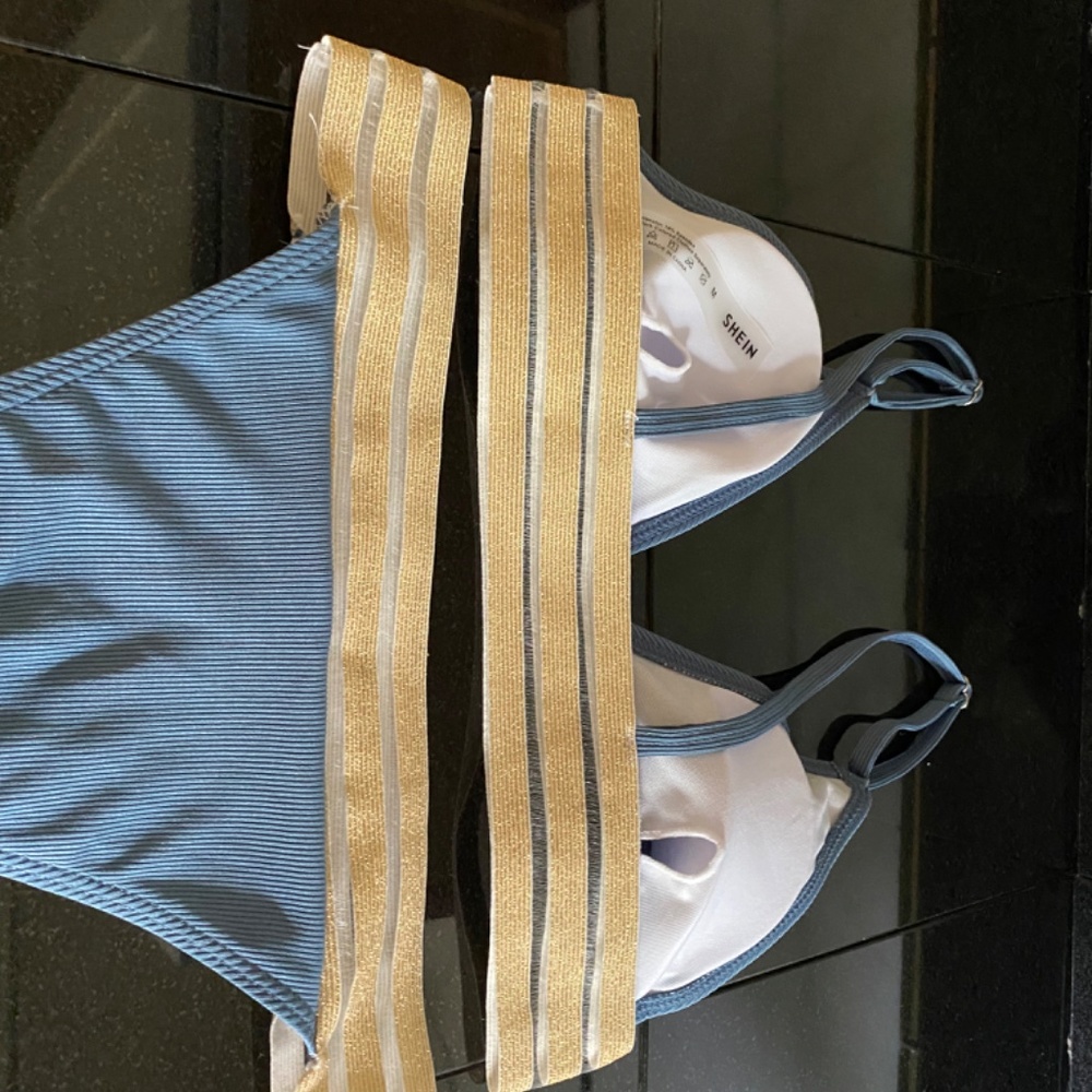 Shein - Picture 6 of 11